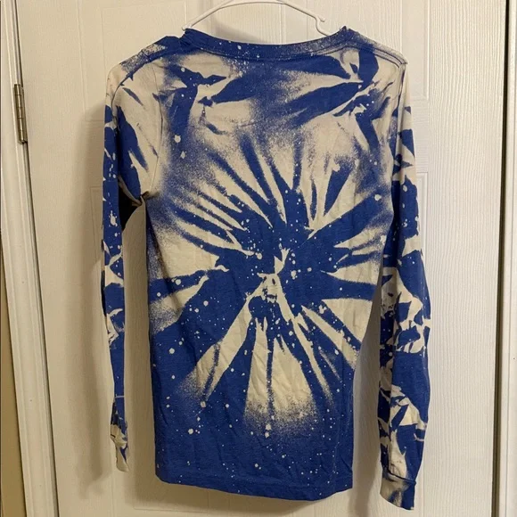 Bella Canvas Long Sleeve Tee - Blue and White USA Design - Picture 3 of 5